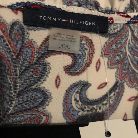 🪢 Tommy Hilfiger Flutter Top 🪢 - Picture 3 of 6